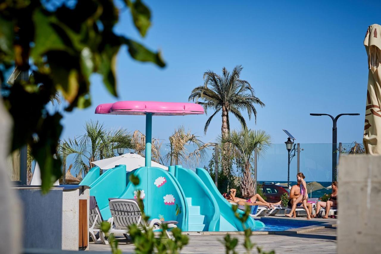 Sea La Vie 2Br Apt Spa N Pool Beach Resort Нэводари Экстерьер фото